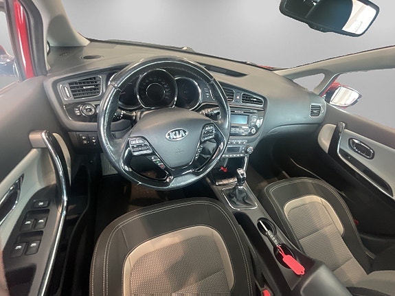 Kia Ceed 7 of 15
