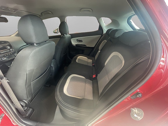 Kia Ceed 9 of 15