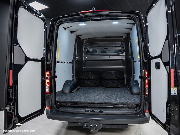 Volkswagen Crafter 12 of 30