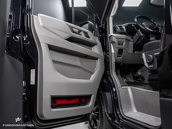 Volkswagen Crafter 19 of 30