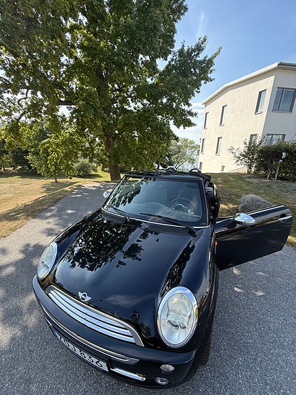 MINI Cooper 5 of 8