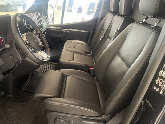 Mercedes-Benz Sprinter 319 10 of 18