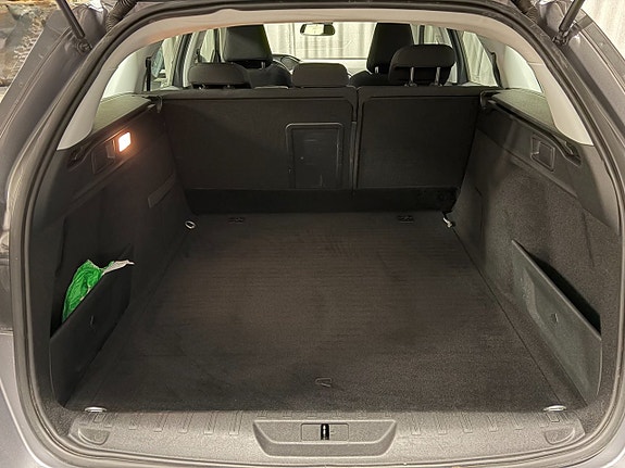 Peugeot 308 SW 5 of 13