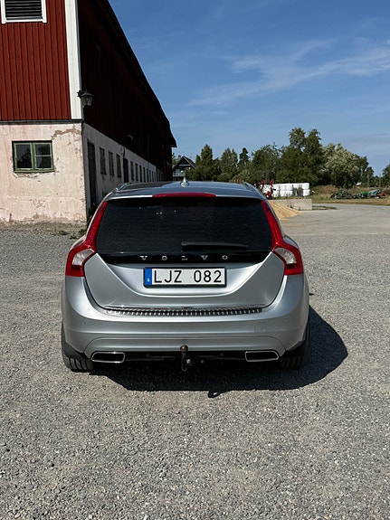Volvo V60 3 of 8