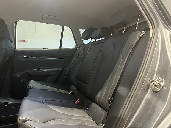 Skoda Enyaq 10 of 25