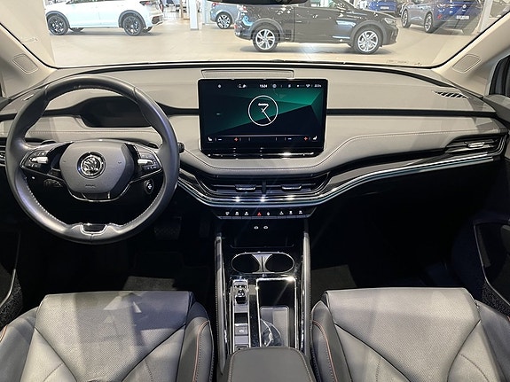 Skoda Enyaq 12 of 25