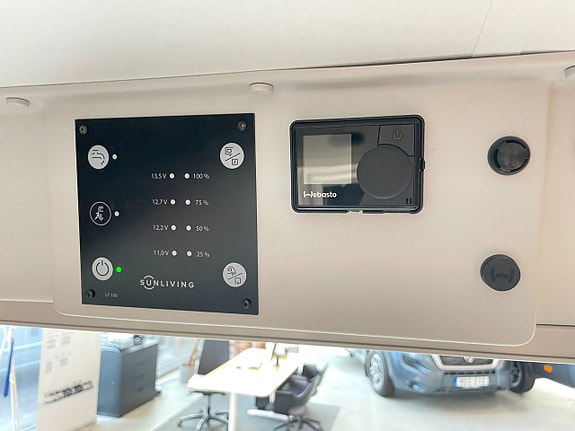 Sun Living V 65 SL / B-kort / Solcell / Litium / Inverter / Cykelställ / 14 of 17