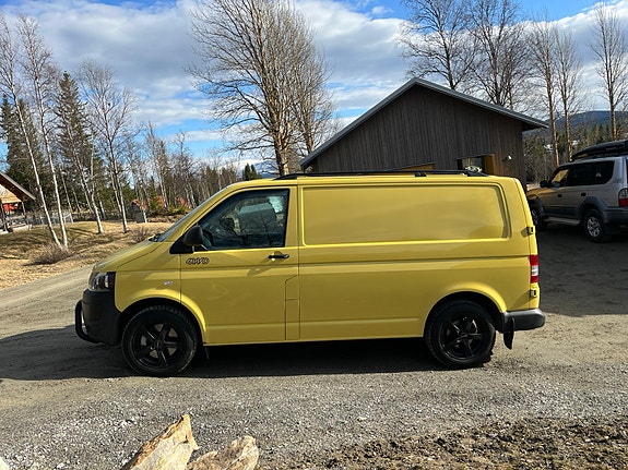 Volkswagen Transporter 3 of 16