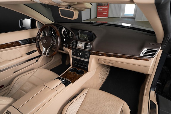 Mercedes-Benz E400 16 of 20