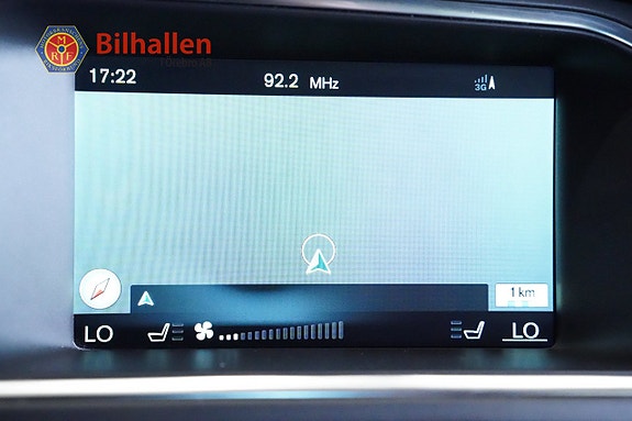Volvo V40 Cross Country 25 of 28