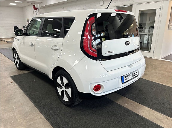Kia Soul 4 of 15