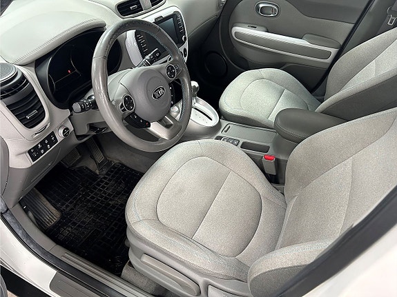 Kia Soul 10 of 15