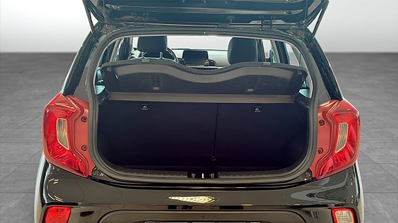 Kia Picanto 10 of 12