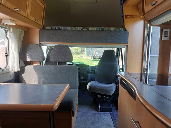 Hymer C 524 2 of 6