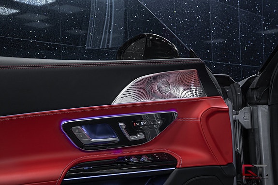Mercedes-Benz SL63 10 of 19