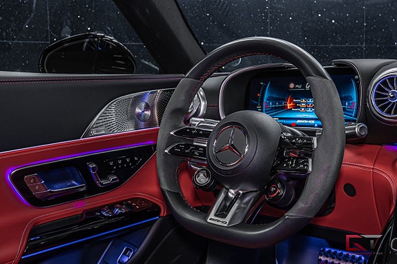 Mercedes-Benz SL63 18 of 19