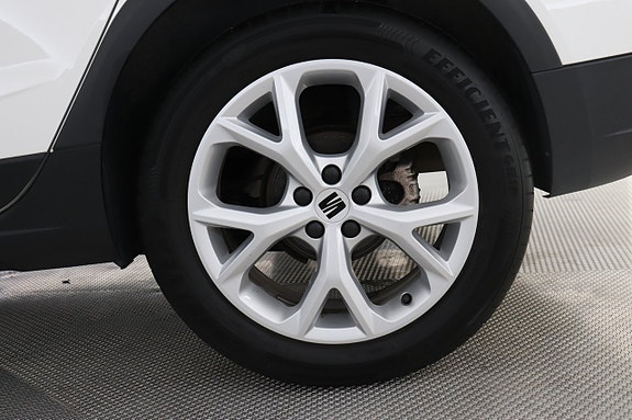 Seat Arona 11 of 21