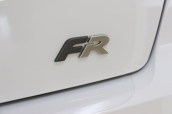 Seat Arona 10 of 21