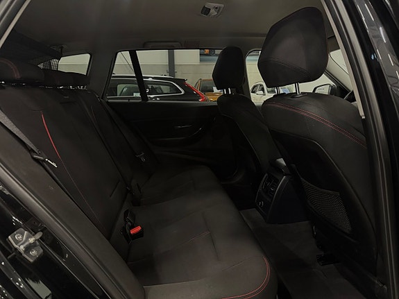 BMW 320d 14 of 22