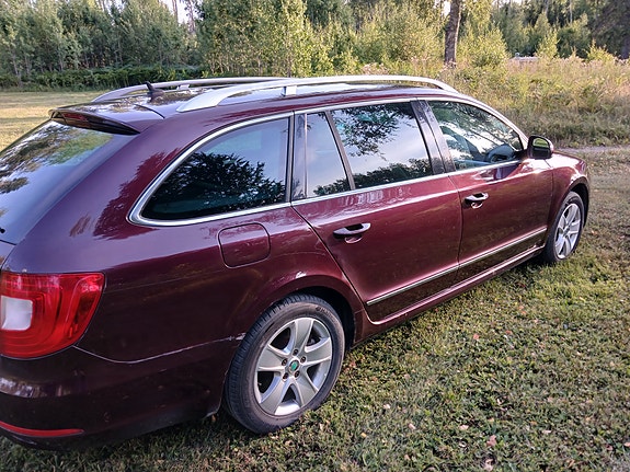 Skoda Superb 3 of 4