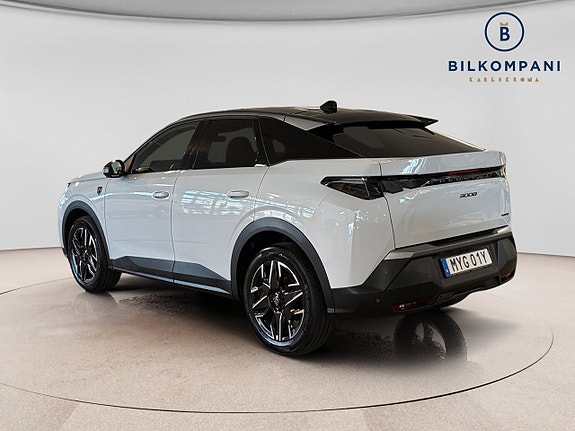 Peugeot 3008 2 of 15