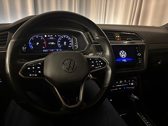 Volkswagen Tiguan Allspace 16 of 21