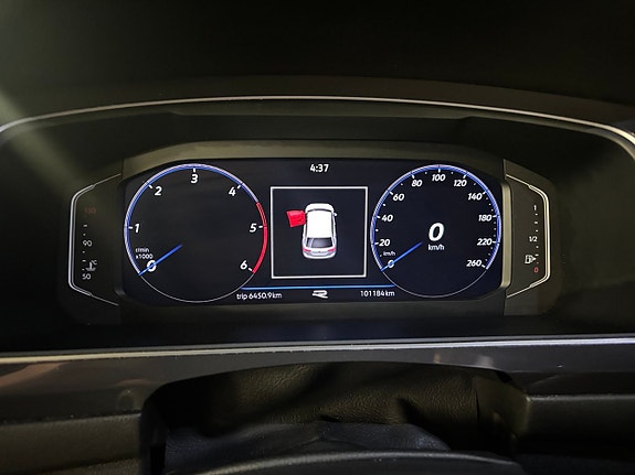 Volkswagen Tiguan Allspace 15 of 21