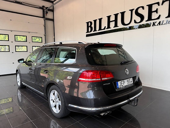 Volkswagen Passat 3 of 6