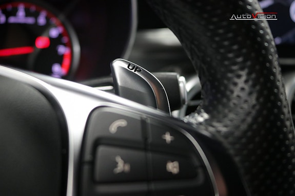 Mercedes-Benz C63 26 of 30