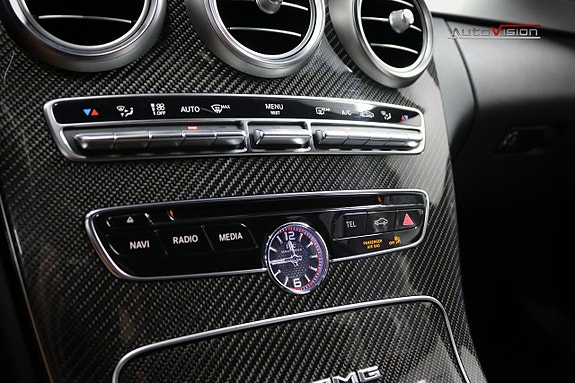 Mercedes-Benz C63 15 of 30