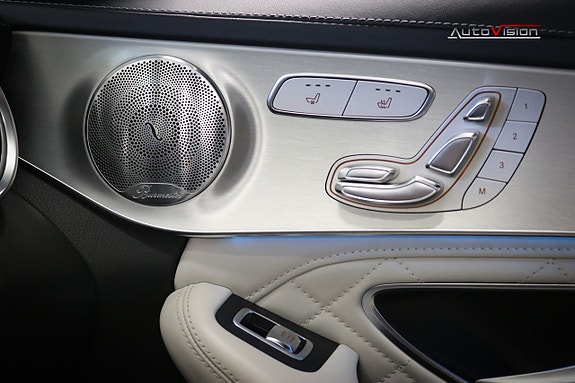 Mercedes-Benz C63 18 of 30
