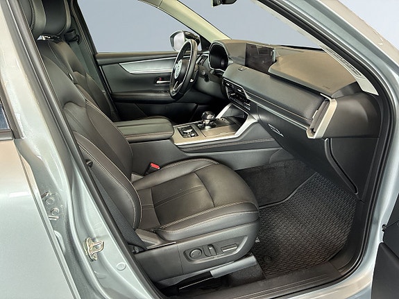Mazda CX-60 10 of 24
