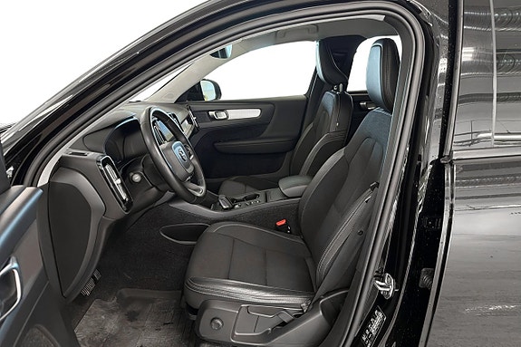Volvo XC40 13 of 18