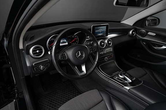 Mercedes-Benz C200 d 8 of 18