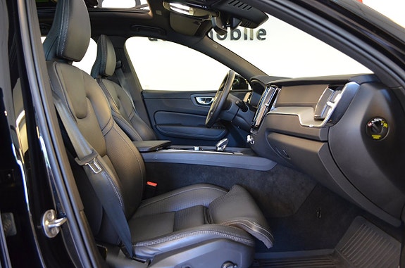 Volvo XC60 22 of 26