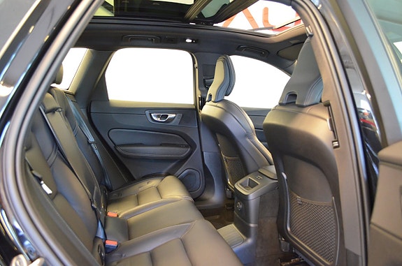 Volvo XC60 24 of 26