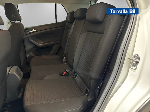 Volkswagen T-Cross 9 of 14