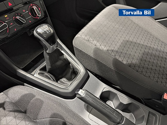 Volkswagen T-Cross 12 of 14