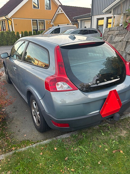 Volvo C30 2 of 5