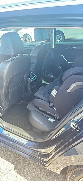 Skoda Superb 5 of 9