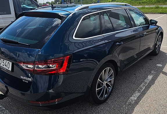 Skoda Superb 7 of 9