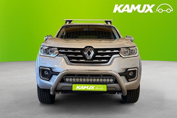 Renault Alaskan 6 of 22