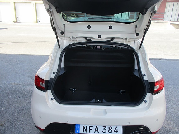 Renault Clio 7 of 15