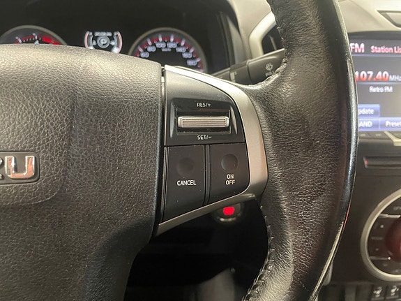 Isuzu D-max 20 of 23