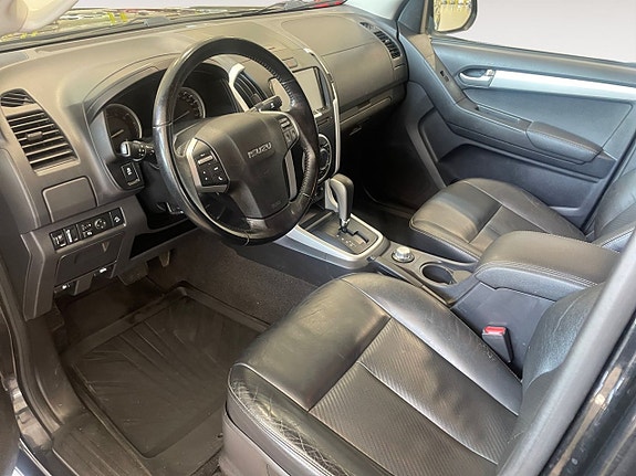 Isuzu D-max 9 of 23