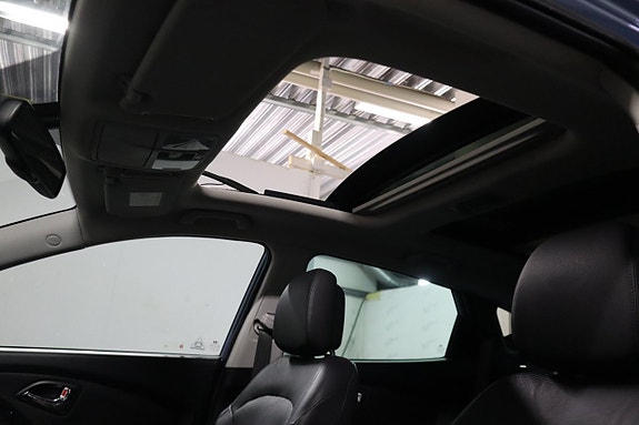 Hyundai ix35 10 of 28