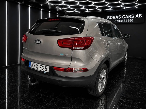 Kia Sportage 3 of 9