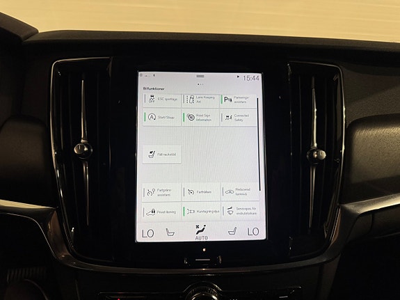 Volvo V90 Cross Country 15 of 23