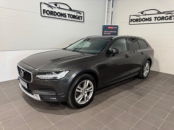 Volvo V90 Cross Country 3 of 23
