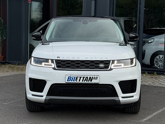 Land Rover Range Rover Sport 4 of 23